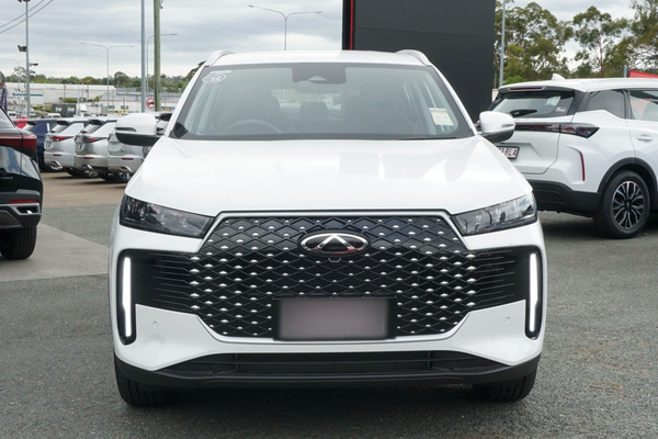 2026 Chery Tiggo 4 Hybrid Urban thumb-2
