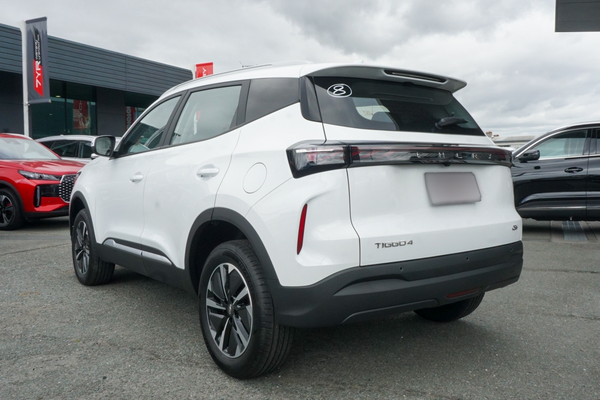 2026 Chery Tiggo 4 Hybrid Urban thumb-5