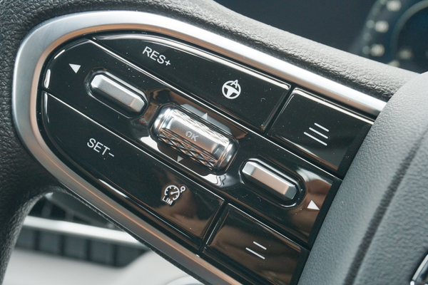 2026 Chery Tiggo 4 Hybrid Urban thumb-12