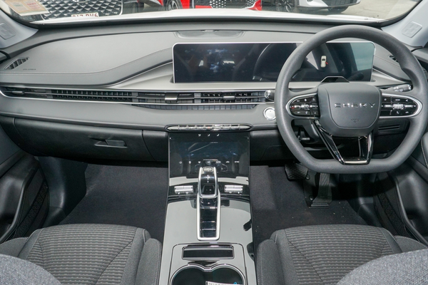 2026 Chery Tiggo 4 Hybrid Urban thumb-16