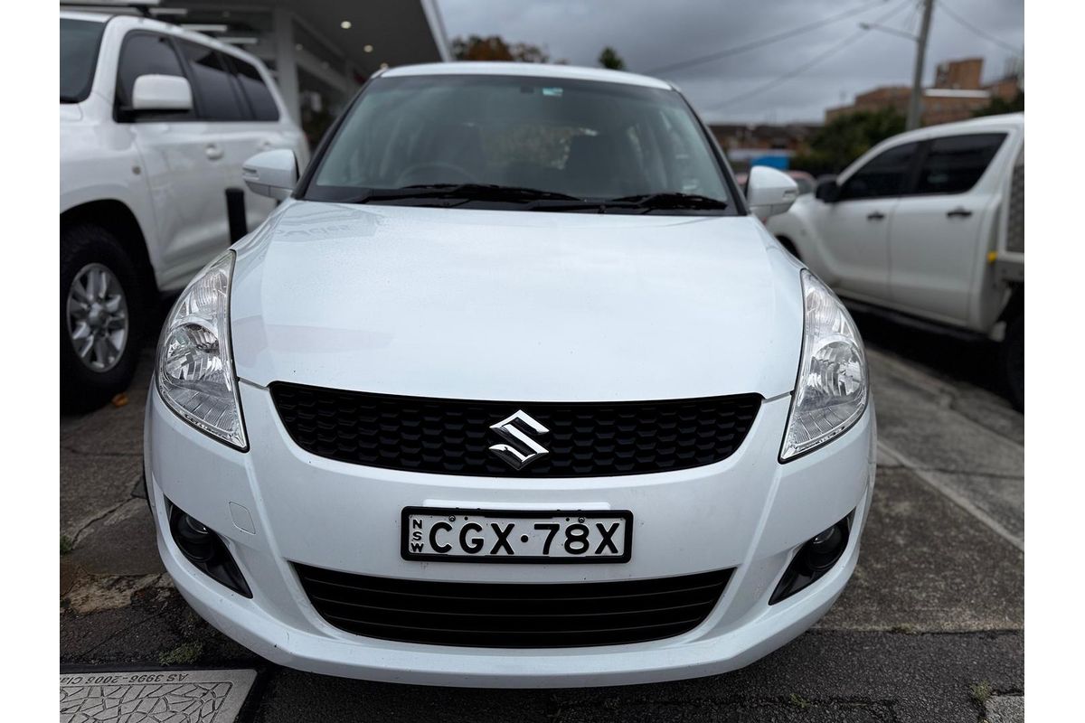 2012 Suzuki Swift GLX FZ