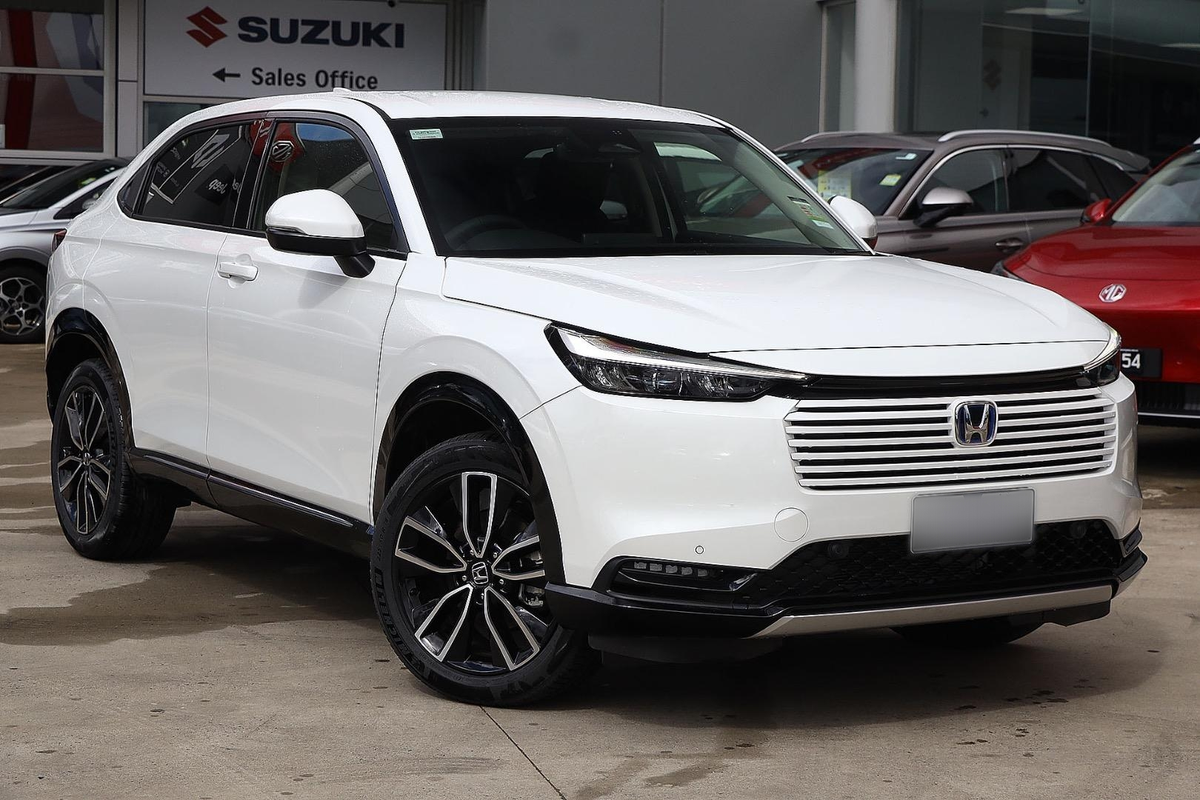 2025 Honda HR-V e:HEV L
