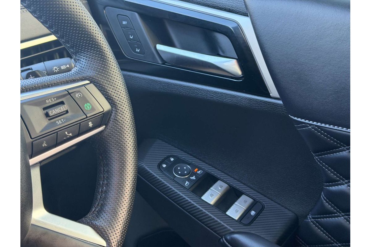 2024 Mitsubishi Outlander Exceed ZM image 25