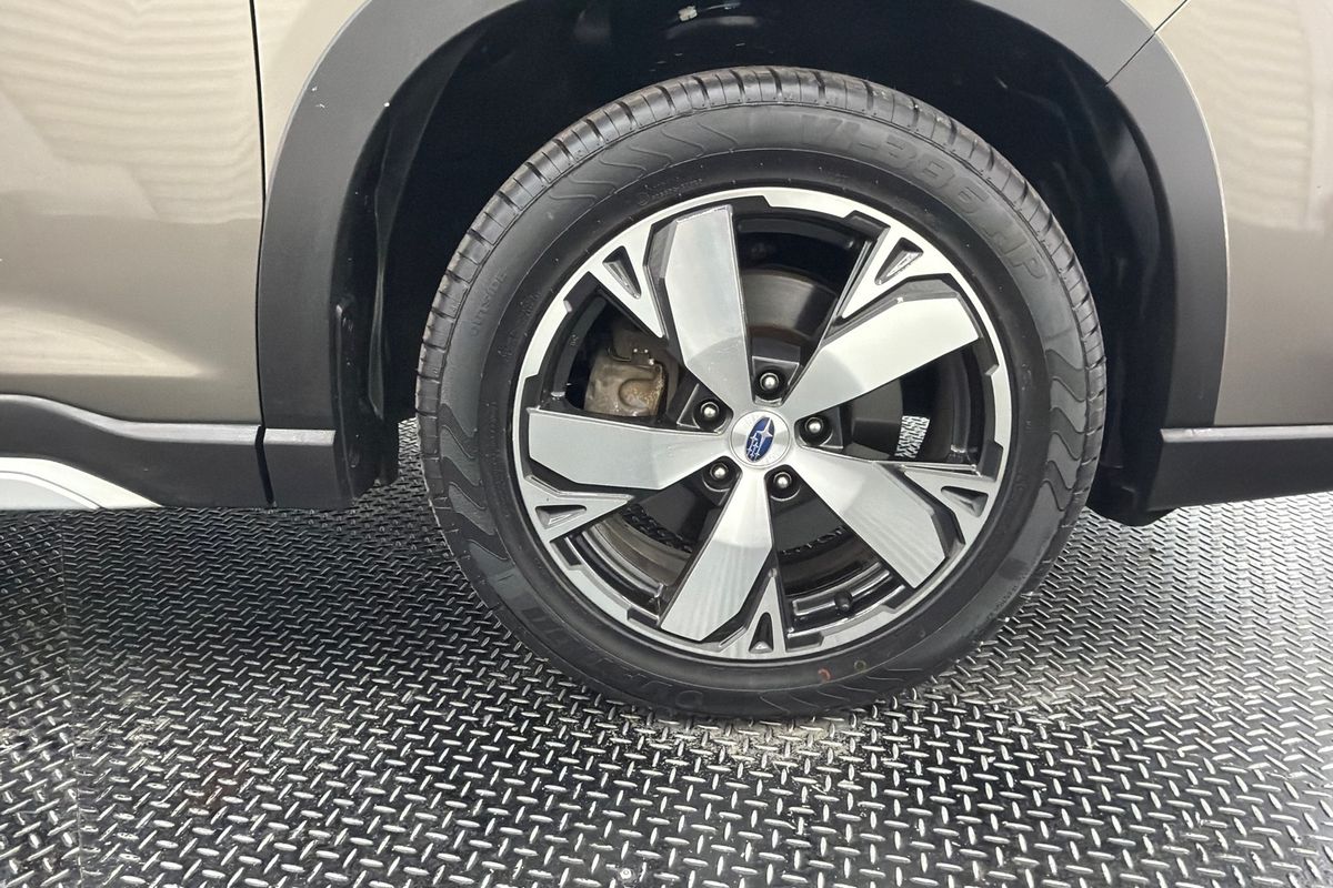 2020 Subaru Forester Hybrid S S5