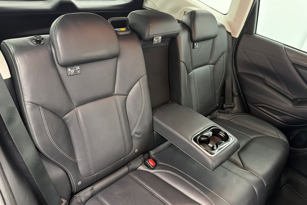 2020 Subaru Forester Hybrid S S5