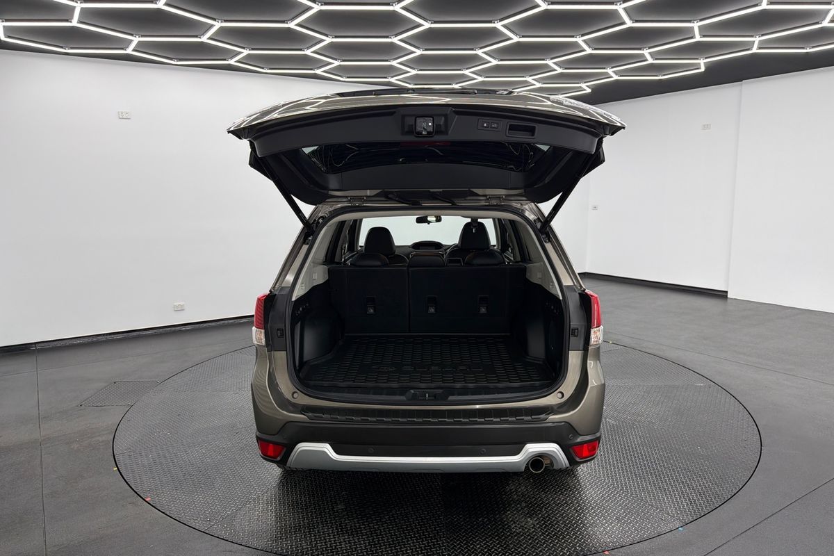 2020 Subaru Forester Hybrid S S5