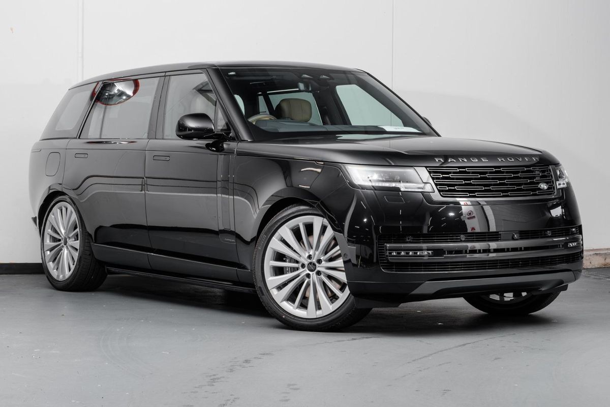 2026 Land Rover Range Rover P530 Autobiography L460