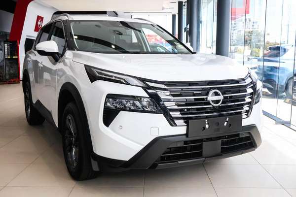 2026 Nissan X-TRAIL ST-L T33