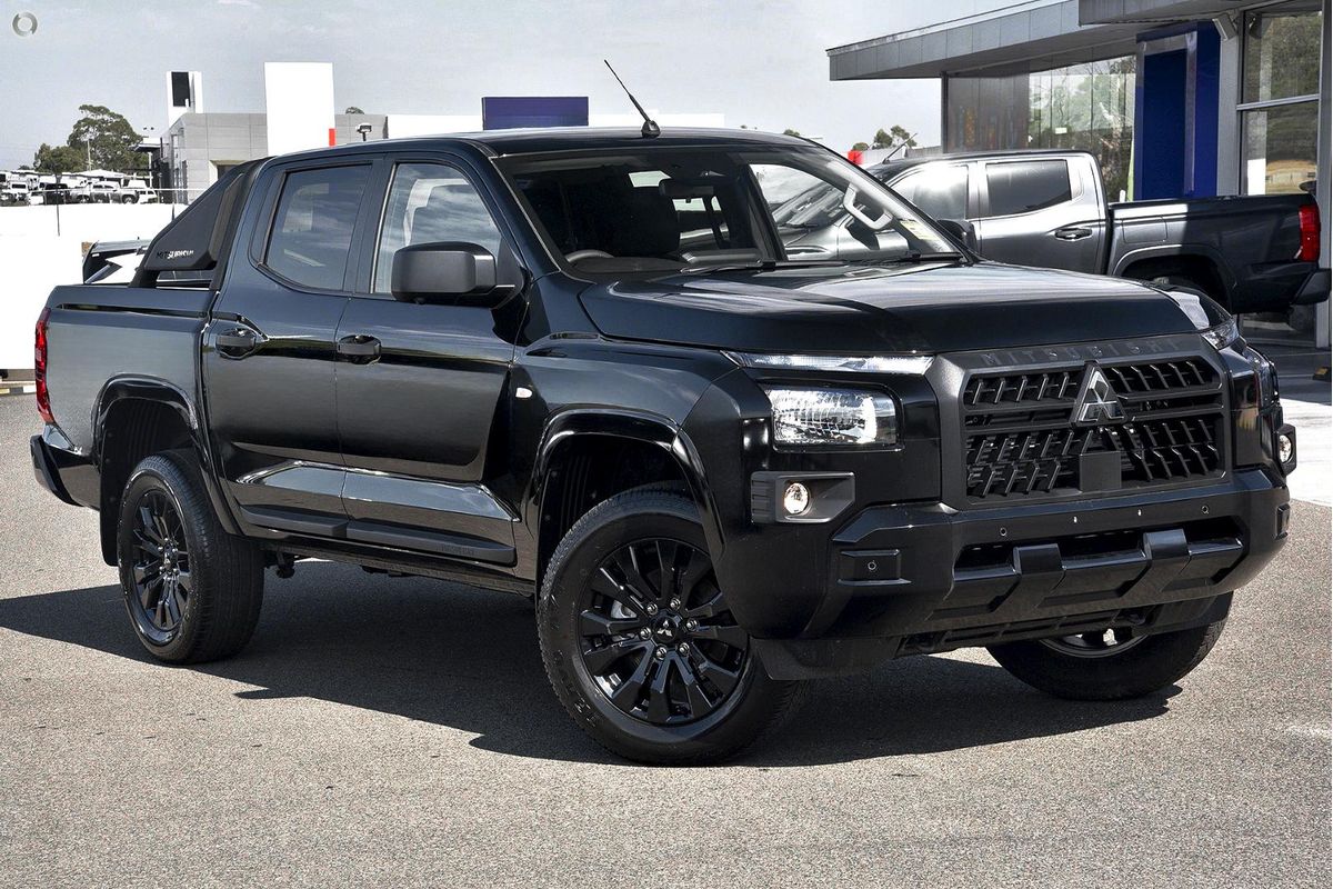 2025 Mitsubishi Triton GLX-R MV 4X4