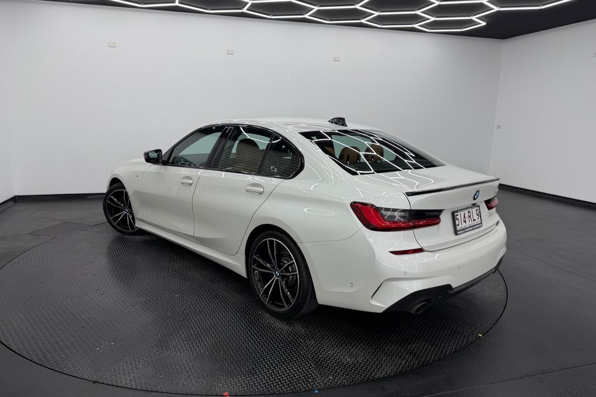2020 BMW 3 Series 330i Luxury Line G20