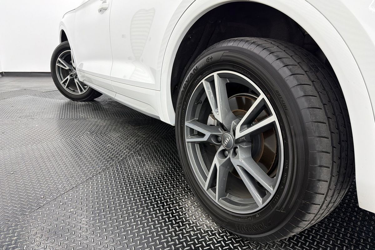 2019 Audi Q5 45 TFSI sport FY