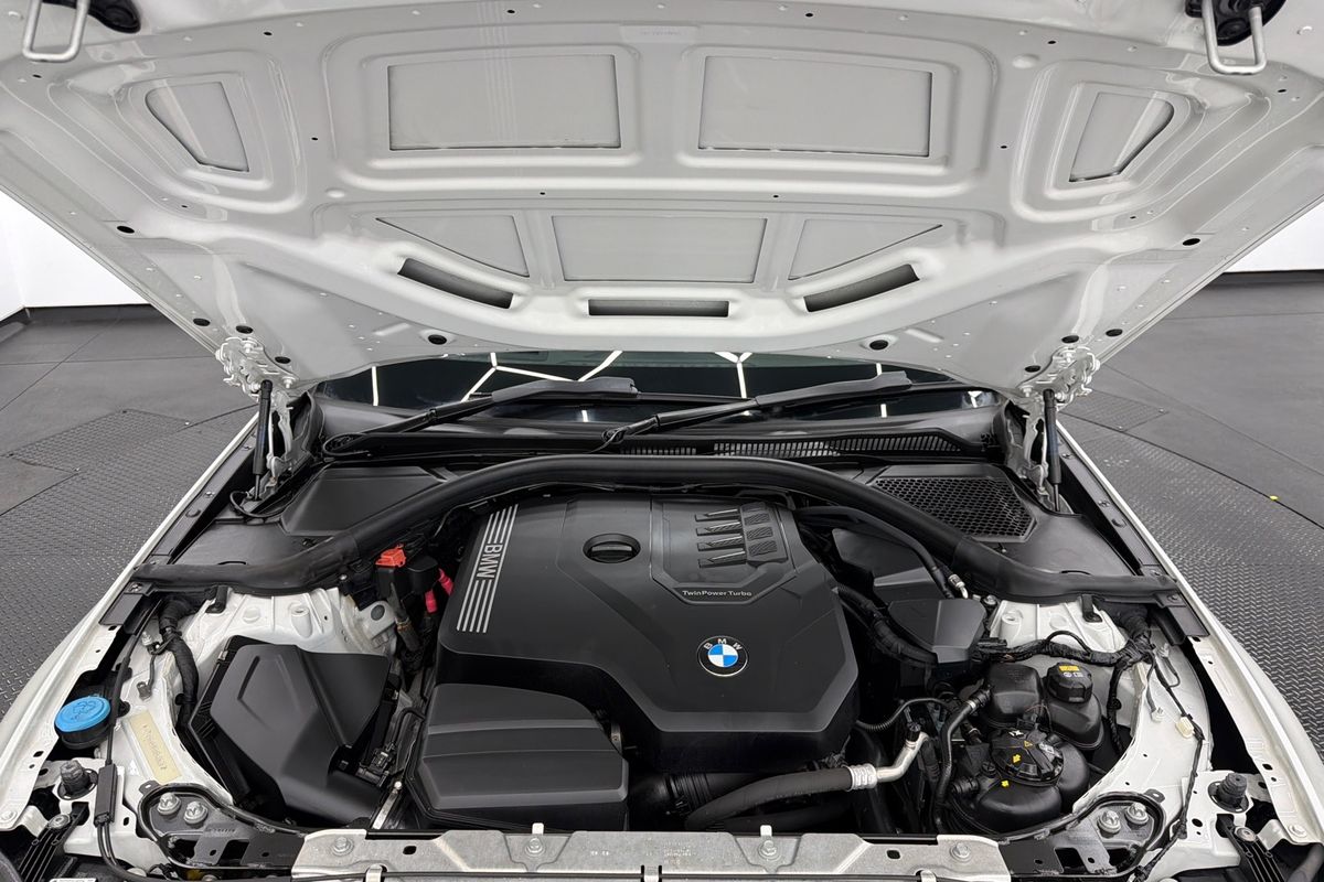 2020 BMW 3 Series 330i Luxury Line G20
