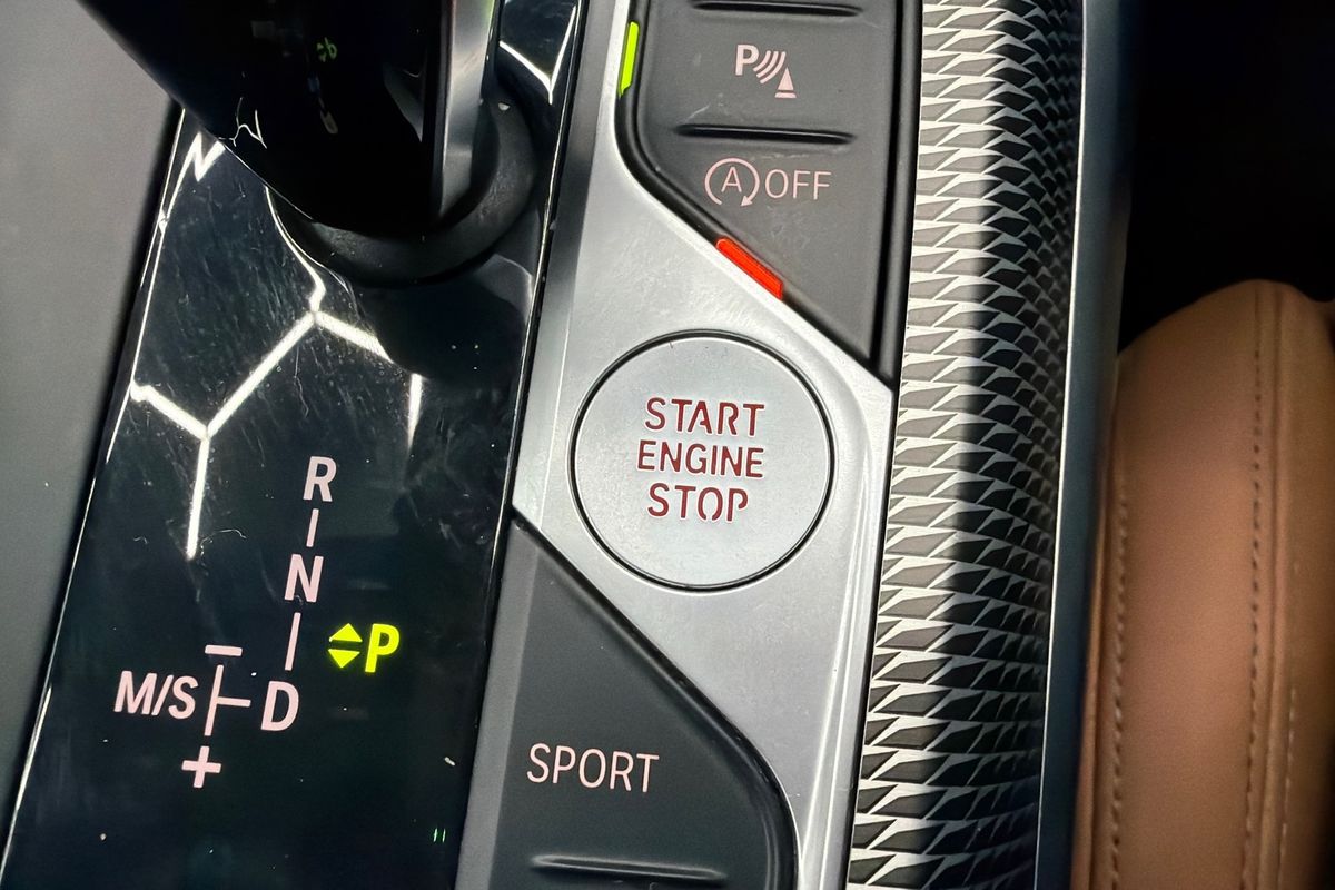 2020 BMW 3 Series 330i Luxury Line G20