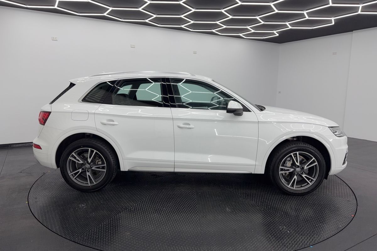 2019 Audi Q5 45 TFSI sport FY