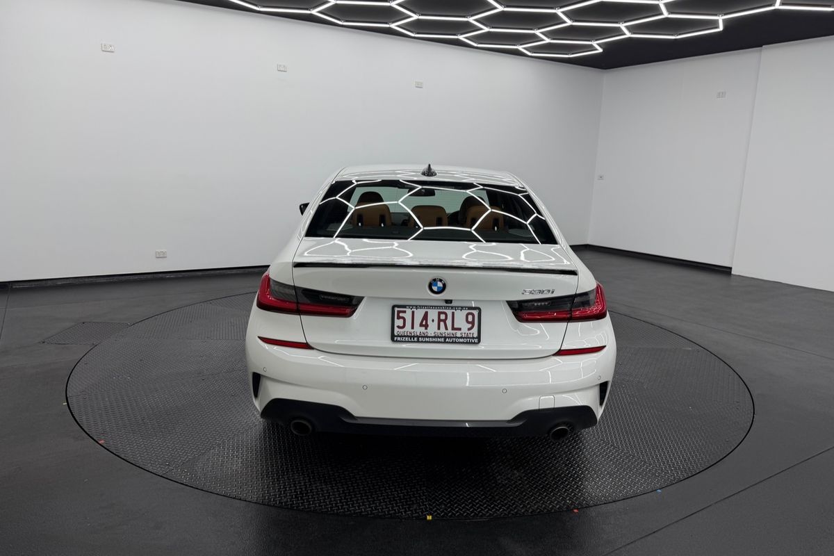 2020 BMW 3 Series 330i Luxury Line G20