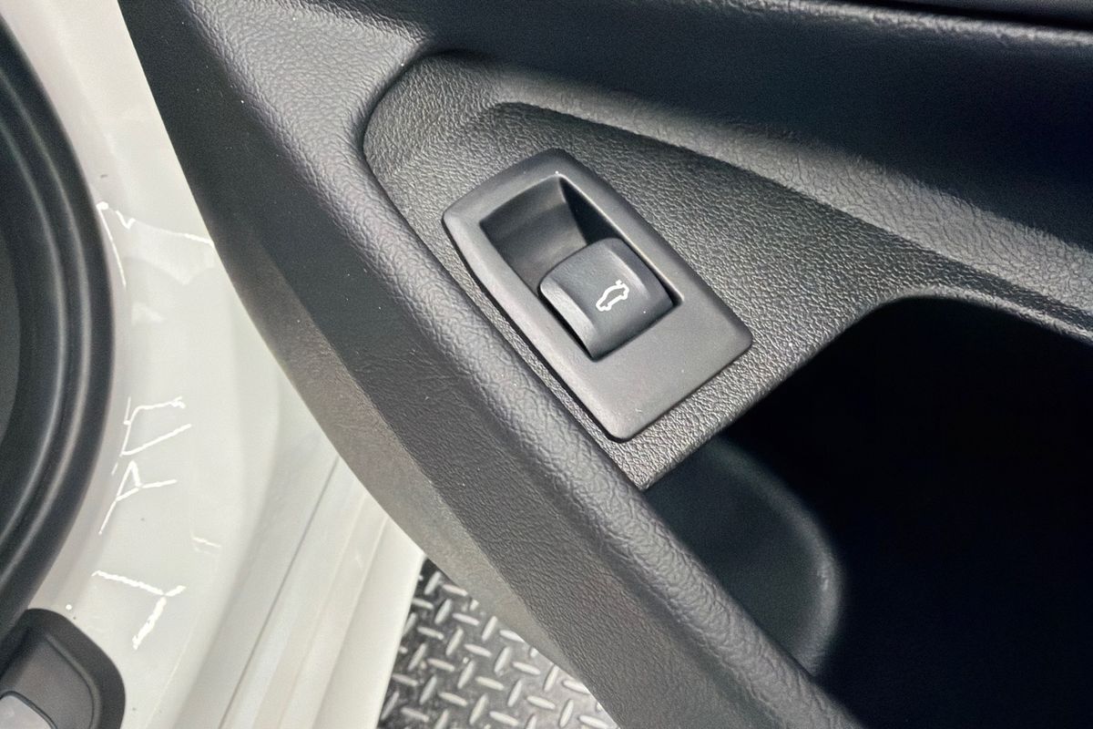 2020 BMW 3 Series 330i Luxury Line G20