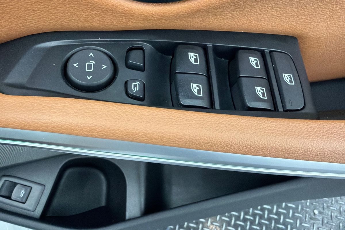2020 BMW 3 Series 330i Luxury Line G20