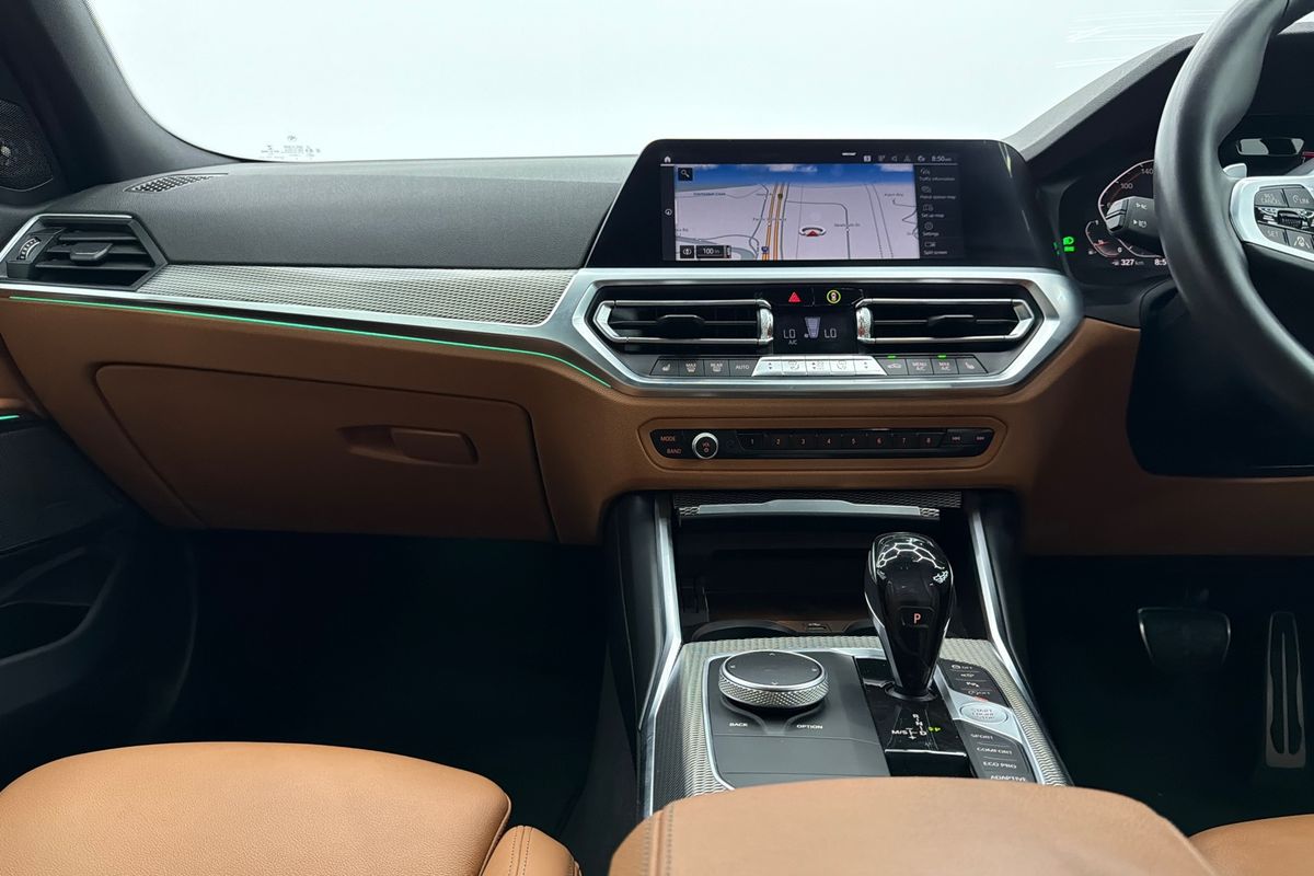 2020 BMW 3 Series 330i Luxury Line G20