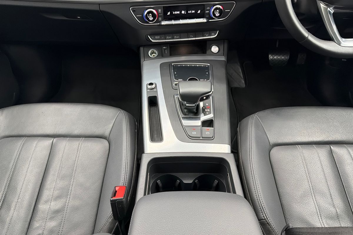 2019 Audi Q5 45 TFSI sport FY