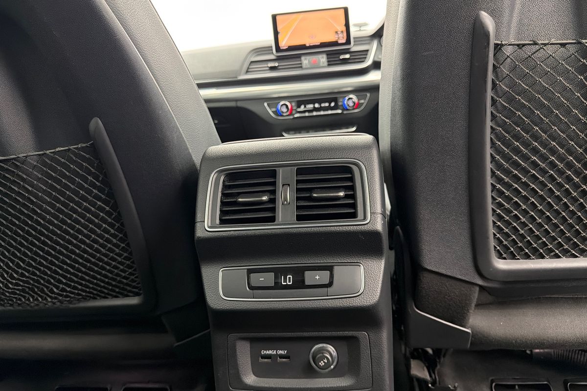 2019 Audi Q5 45 TFSI sport FY