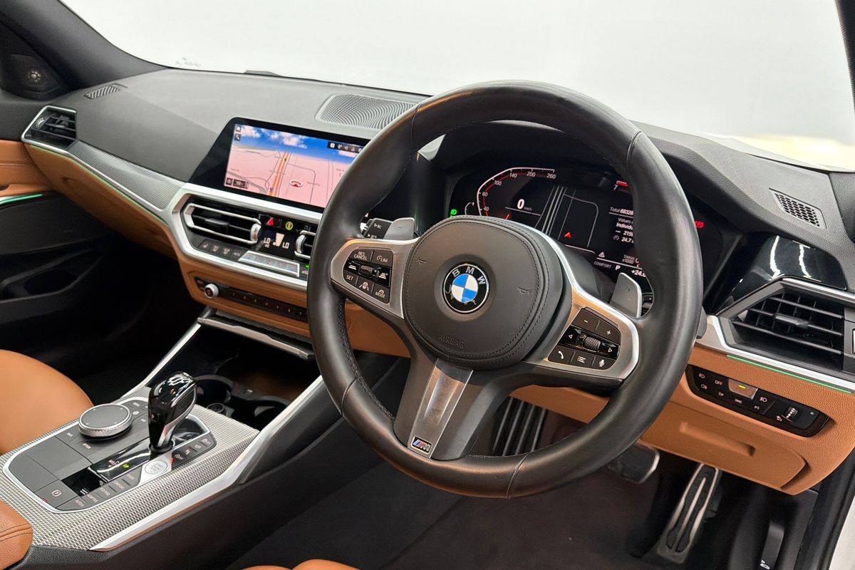 2020 BMW 3 Series 330i Luxury Line G20