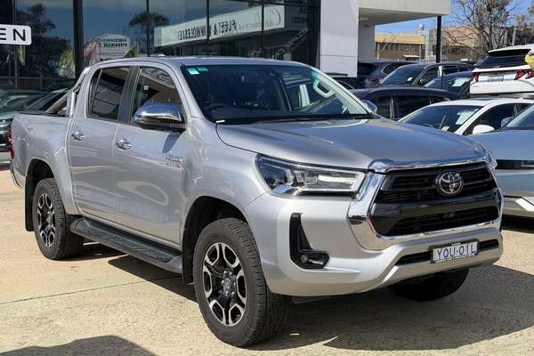 2023 Toyota Hilux SR5 (4x4) GUN126R 4X4