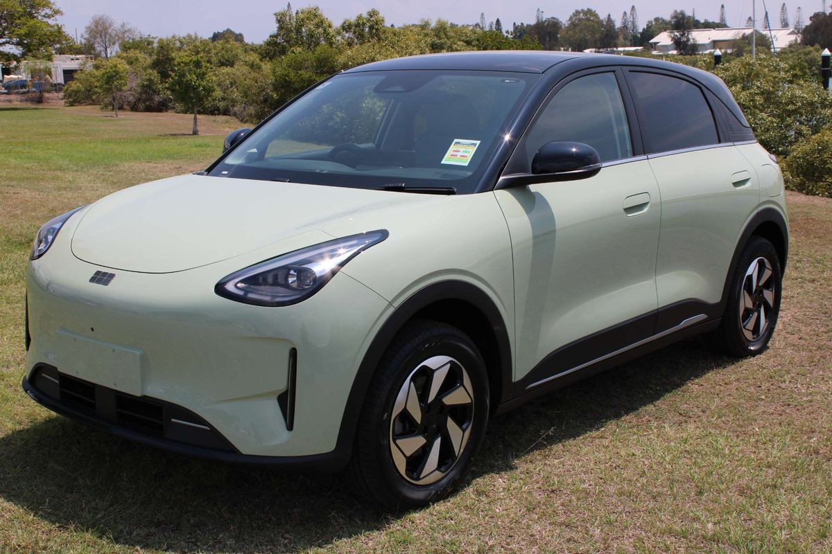 2026 Geely EX2 Inspire E22H