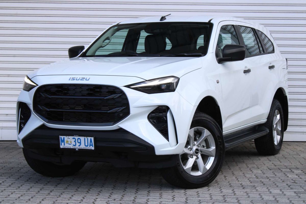 2025 Isuzu MU-X LS-M