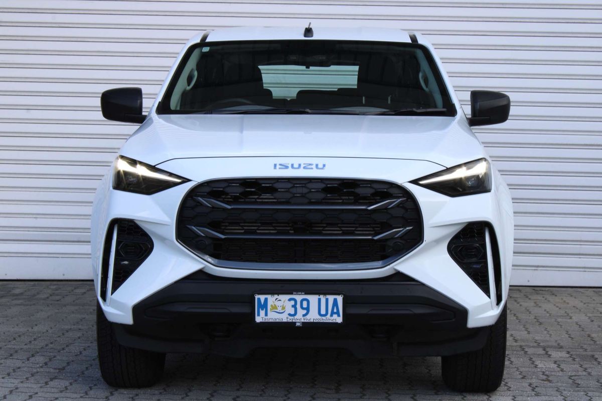 2025 Isuzu MU-X LS-M