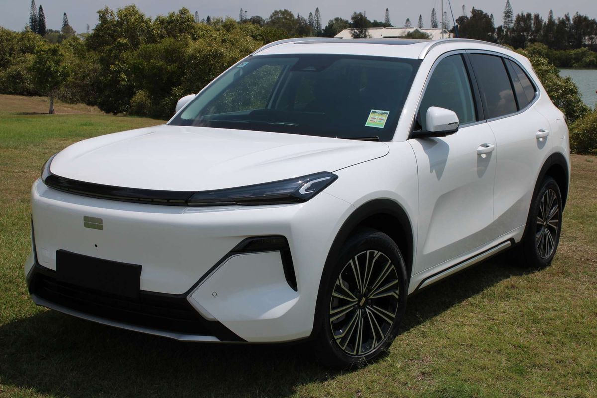 2026 Geely Starray EM-i Inspire P145