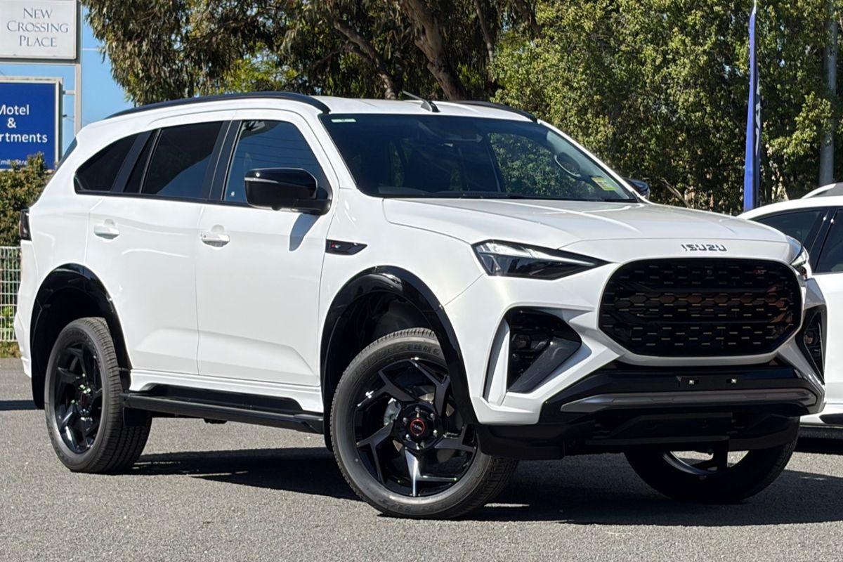 2026 Isuzu MU-X X-TERRAIN