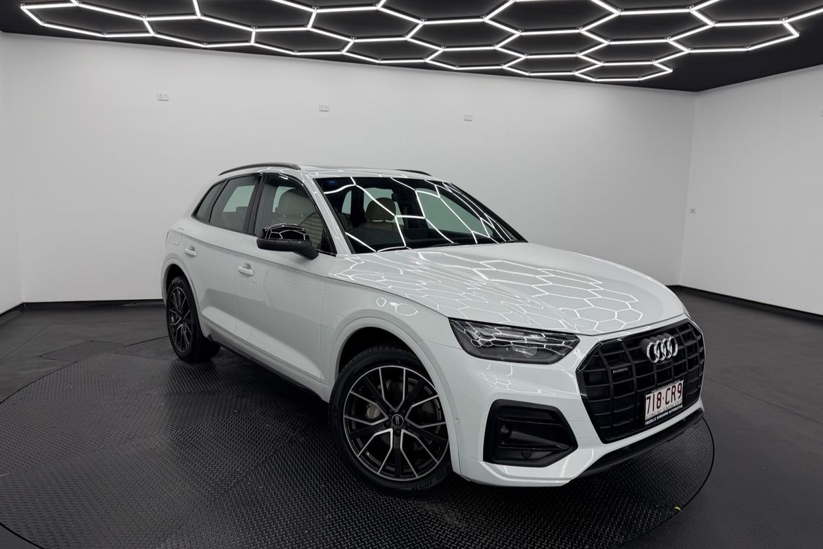 2021 Audi Q5 45 TFSI Sport FY