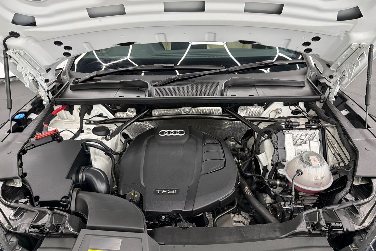 2021 Audi Q5 45 TFSI Sport FY