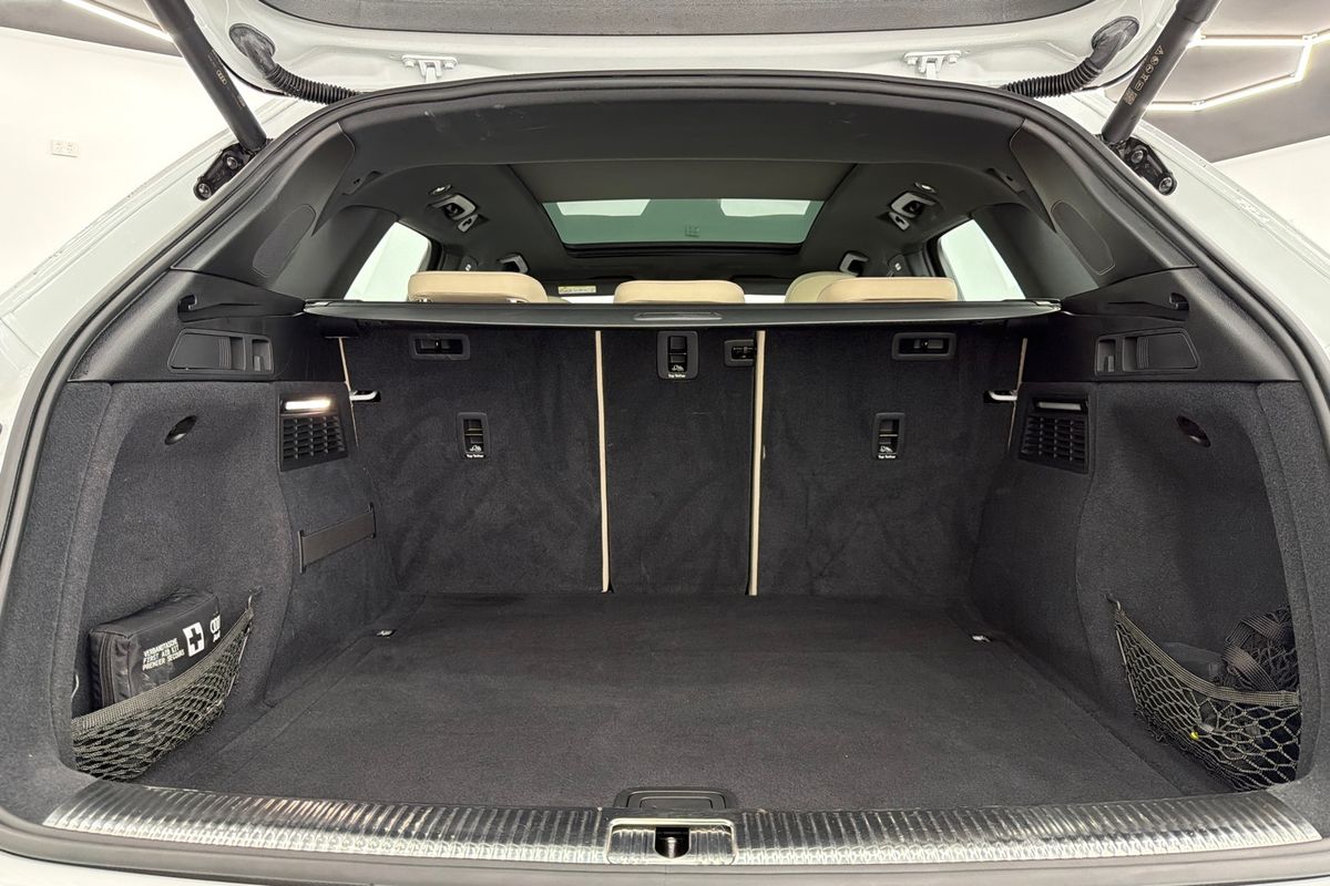 2021 Audi Q5 45 TFSI Sport FY