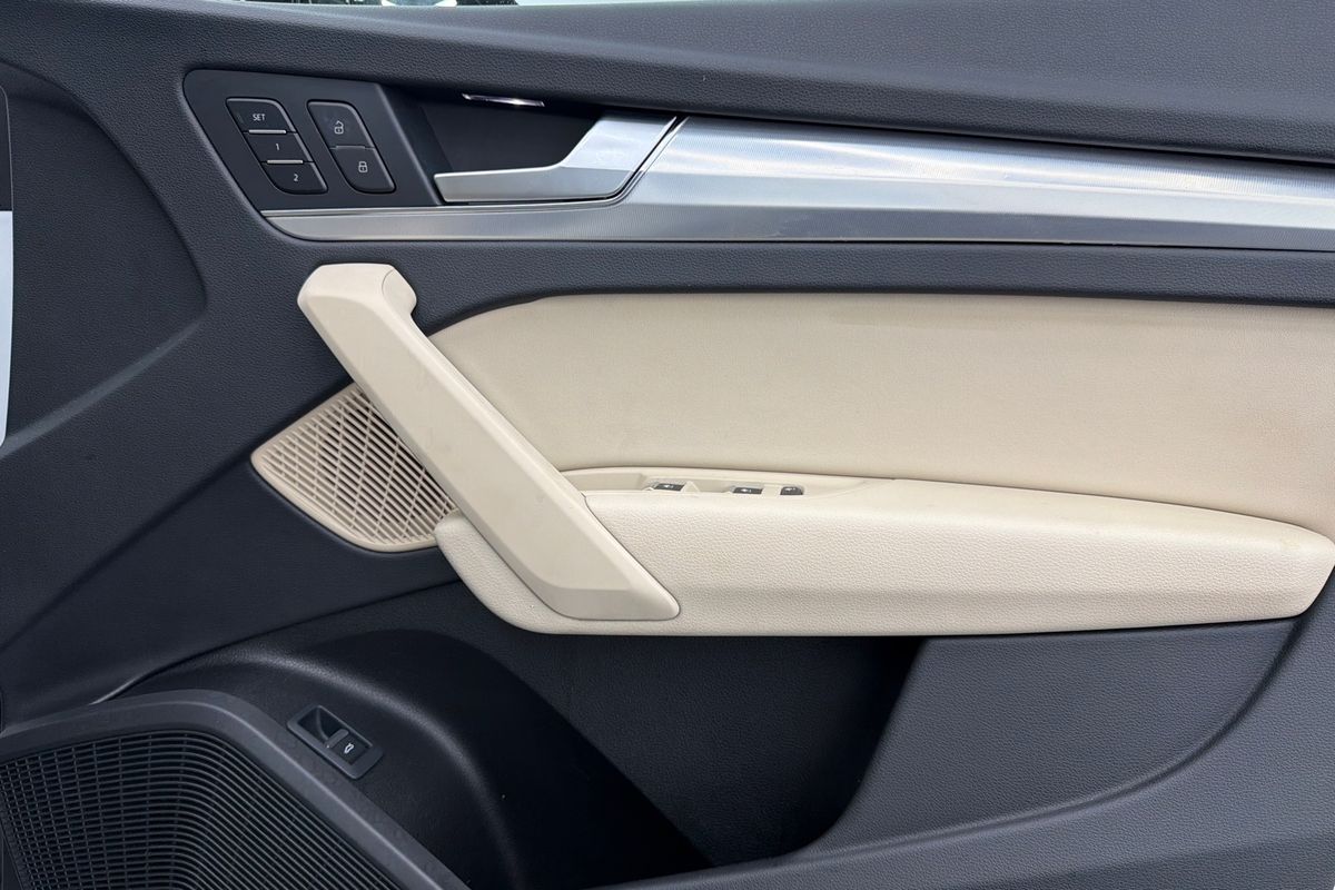 2021 Audi Q5 45 TFSI Sport FY