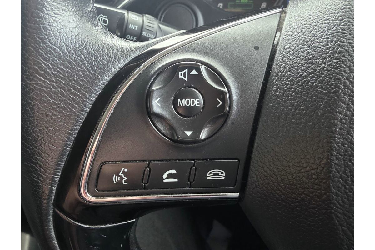 2017 Mitsubishi Outlander LS ZK image 18