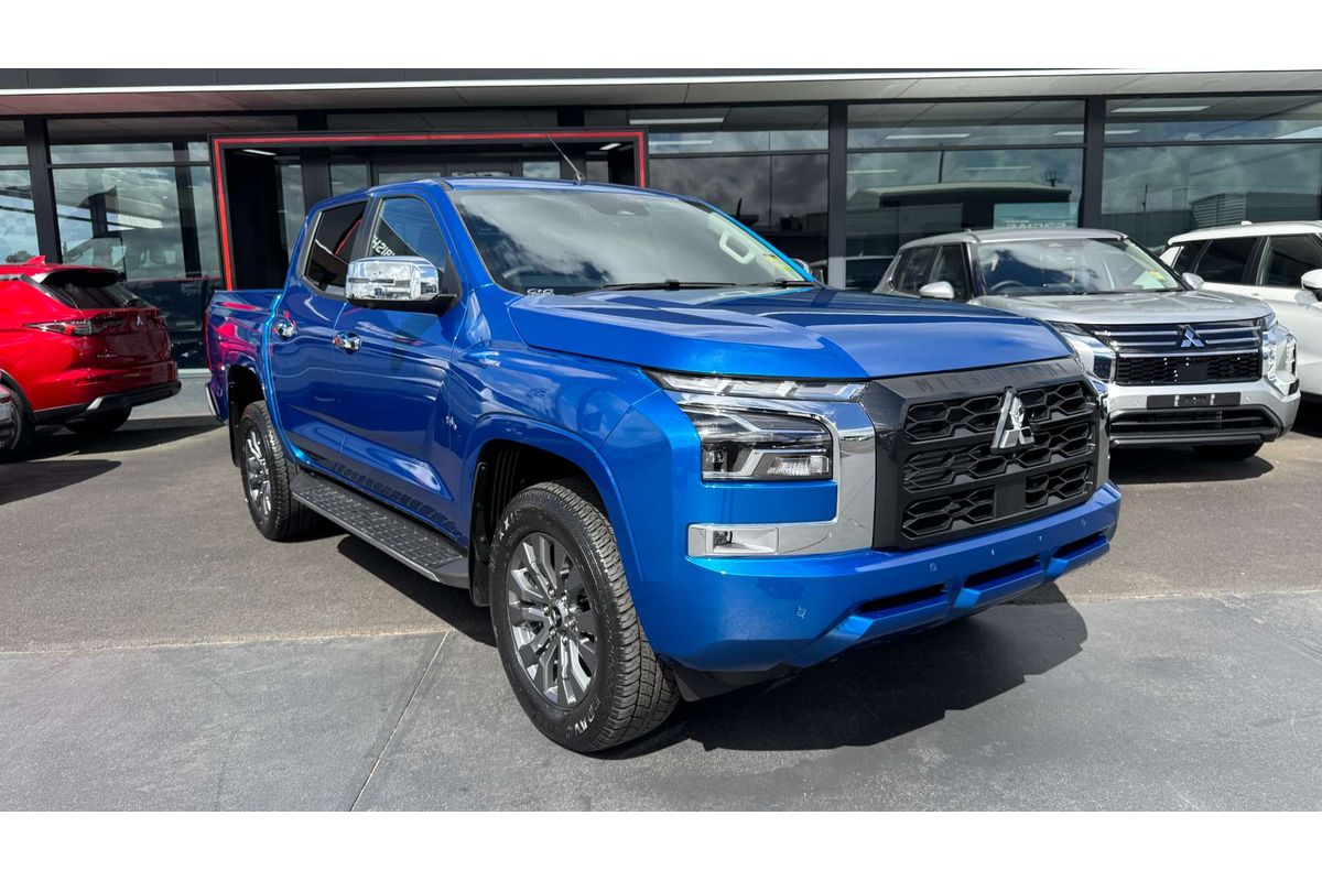2025 Mitsubishi Triton GLS MV 4X4