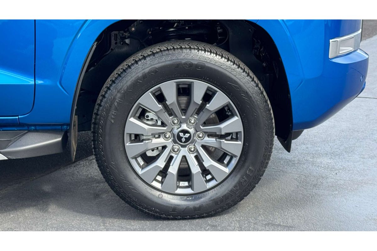 2025 Mitsubishi Triton GLS MV 4X4 image 9