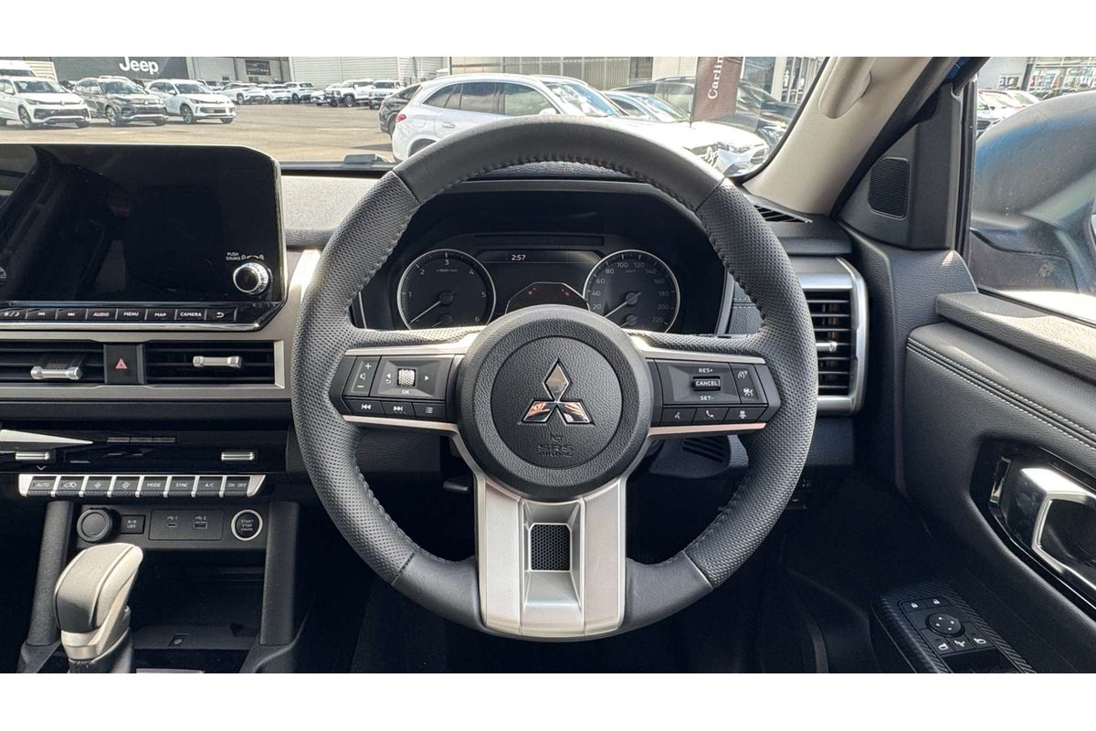 2025 Mitsubishi Triton GLS MV 4X4 image 16