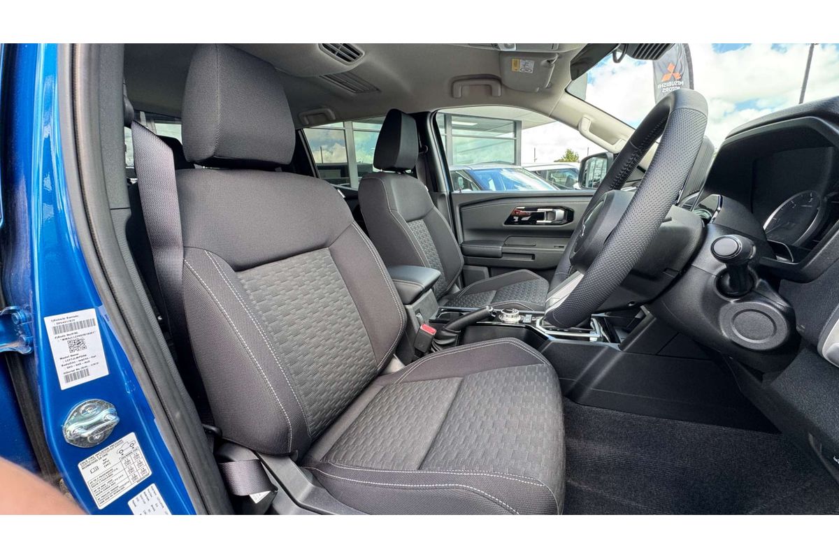 2025 Mitsubishi Triton GLS MV 4X4 image 19