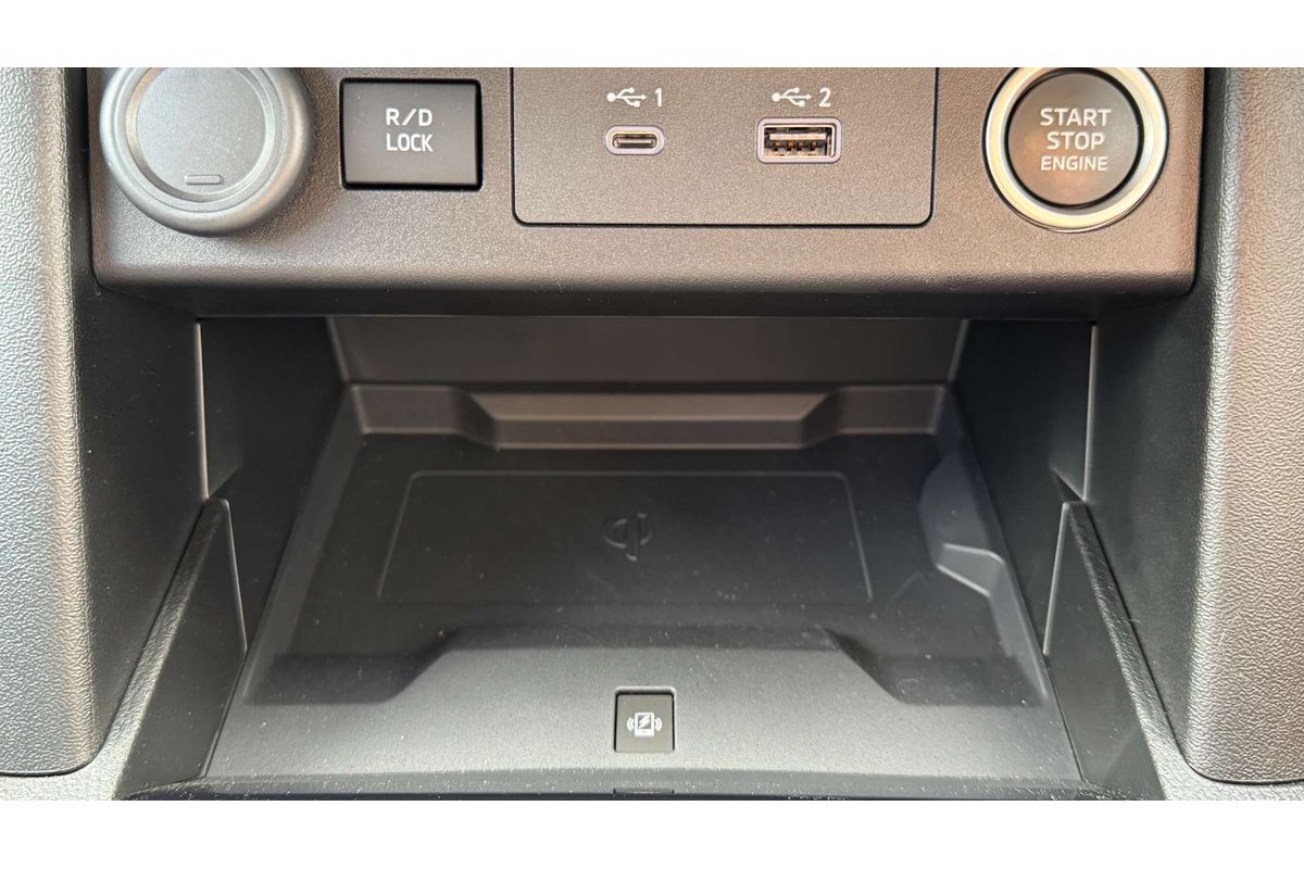 2025 Mitsubishi Triton GLS MV 4X4 image 28