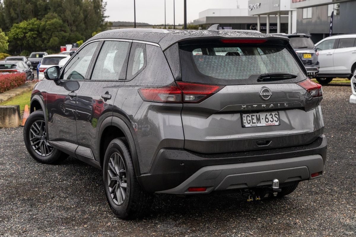 2024 Nissan X-TRAIL ST T33