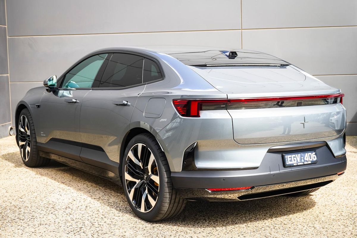 2025 Polestar 4 Long range Dual motor Plus Performance