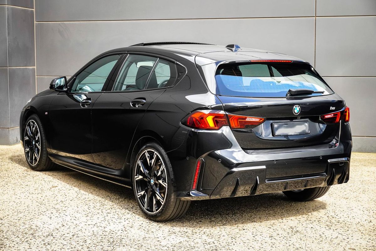 2024 BMW 1 Series 118 M Sport F70