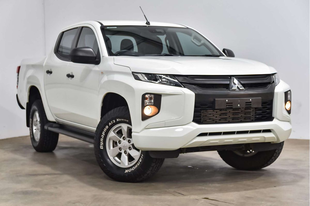 2023 Mitsubishi Triton GLX+ MR 4X4
