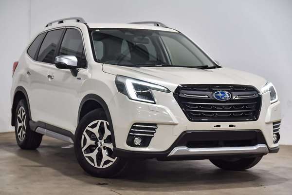 2023 Subaru Forester Hybrid L S5