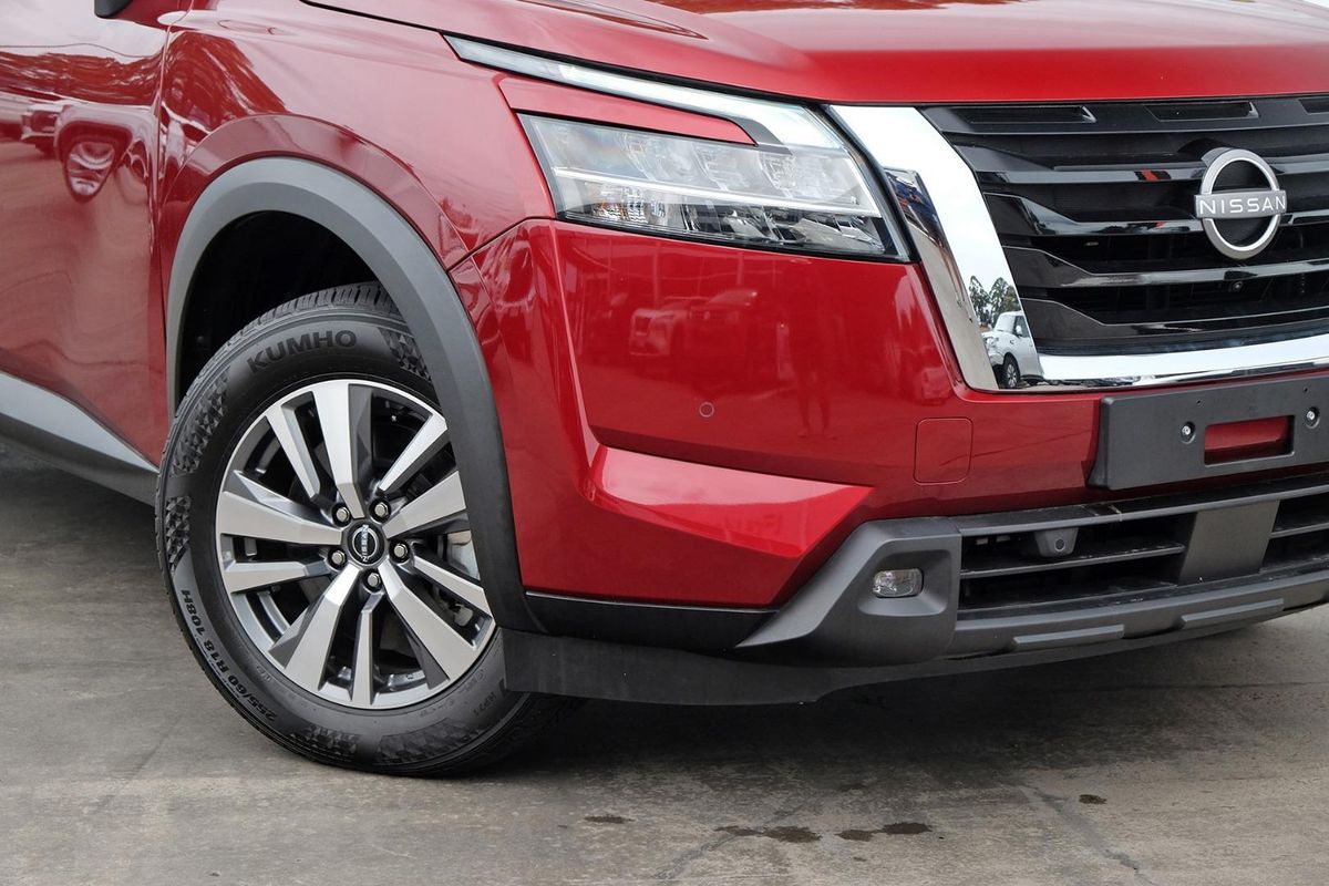 2024 Nissan Pathfinder Ti R53