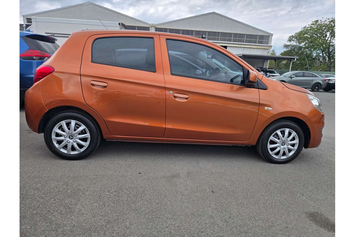 2016 Mitsubishi Mirage ES LA