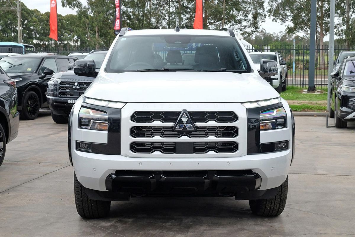 2026 Mitsubishi Triton GSR MV 4X4