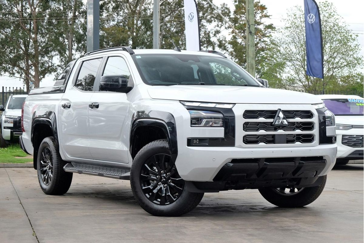 2026 Mitsubishi Triton GSR MV 4X4